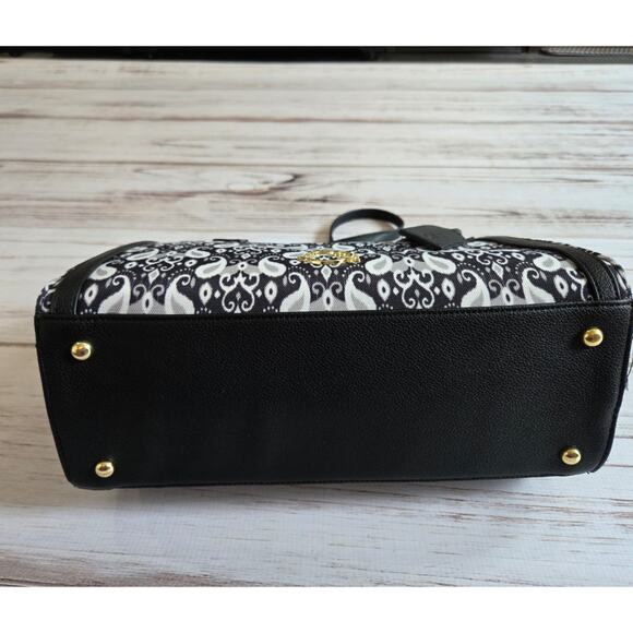 C. Wonder Nala Floral Shopper Tote Bag Black and White Ikat Paisley New - Picture 5 of 7
